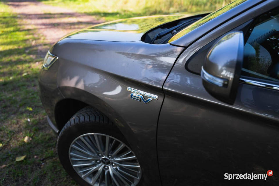 Mitsubishi Outlander 24 PHEV Outlander Katowice