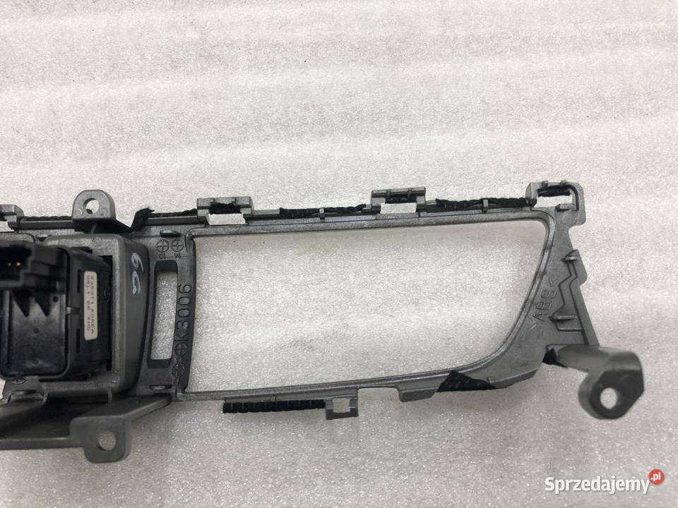 WŁĄCZNIK PANEL AWARYJNYCH MAZDA 6 III GJ