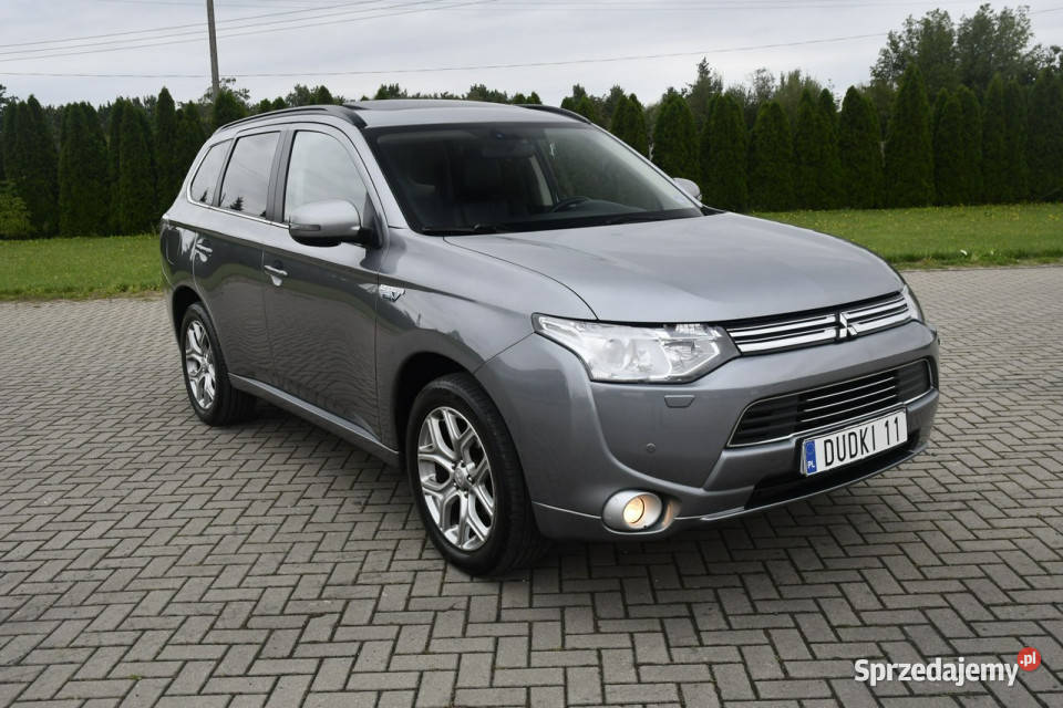 Mitsubishi Outlander 20PlugIN Hybrid Kutno