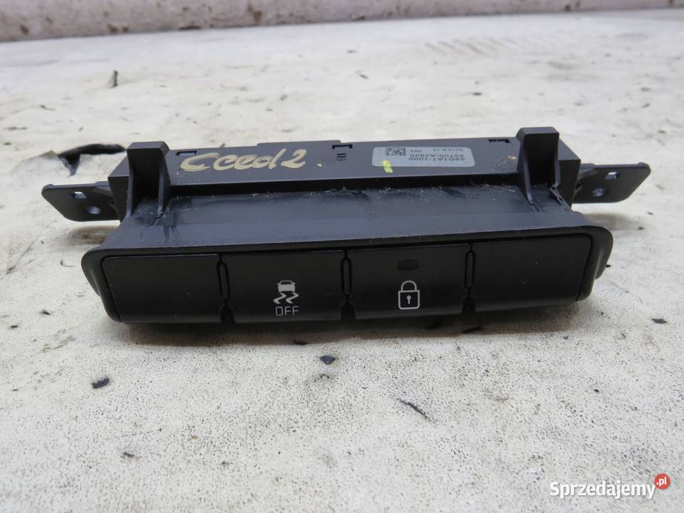 PANEL PRZYCISKI KIA CEED II 93700A2920 osobowe lubelskie