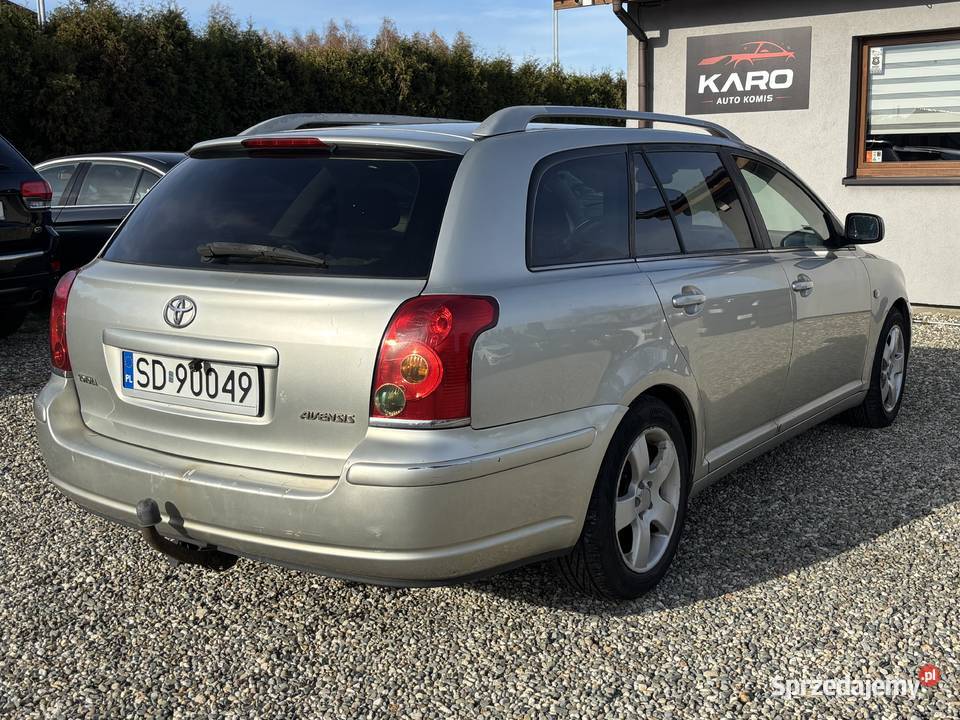 Toyota Avensis Paniówki