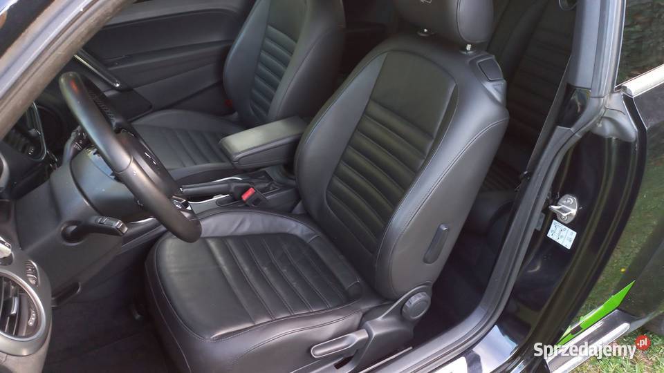 VW Beetle Rline panorama kamera keyless skóra ESP