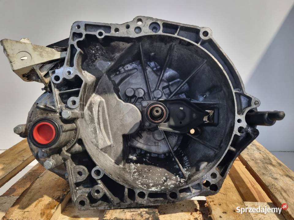 SKRZYNIA BIEGÓW Peugeot 206 16 HDI 20DM73 osobowe Układ napędowy sprzedam