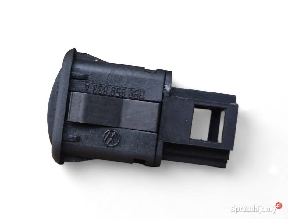 PRZYCISK OTWIERANIA KLAPKI WLEWU PALIWA GOLF IV Działoszyce sprzedam