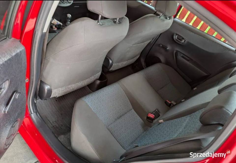 Toyota Yaris 133 Bezwypadkowy I Właściciel Niski manualna Ostrówek