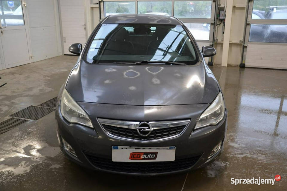Opel Astra 17 cdti 125 6biegów nawigacja