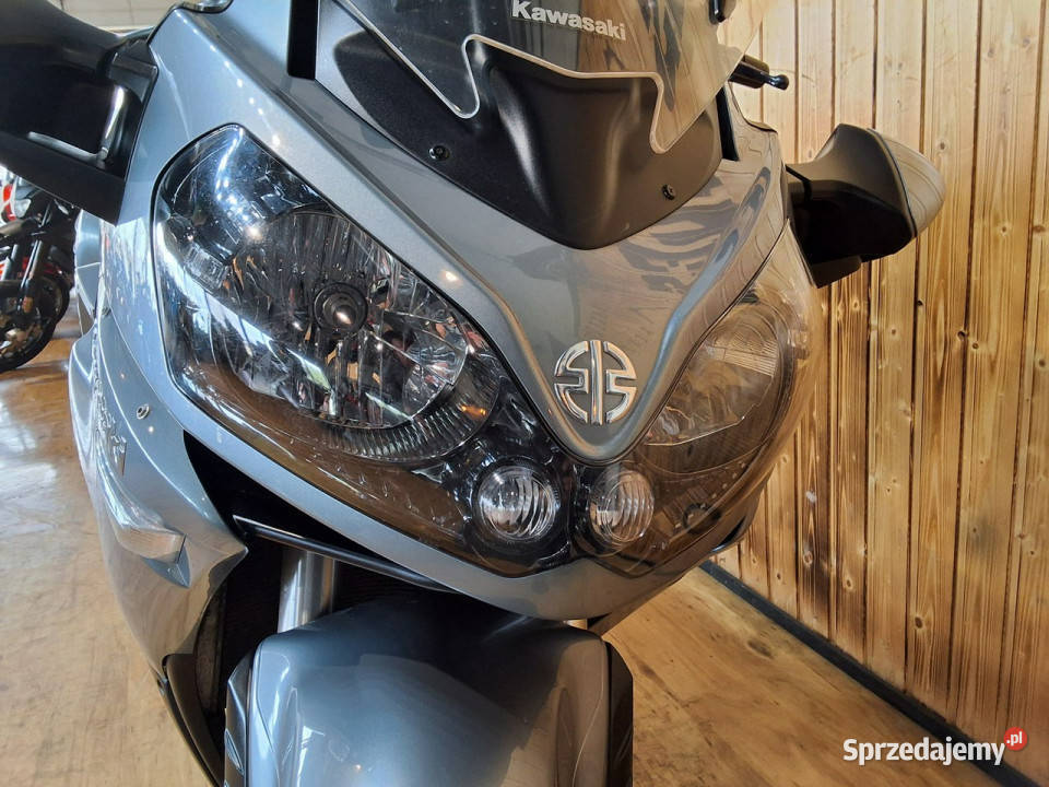 Kawasaki GTR Batdzo zadbany GTR 1400 ABS stan podgrzewane manetki Kawasaki Stare Miasto sprzedam