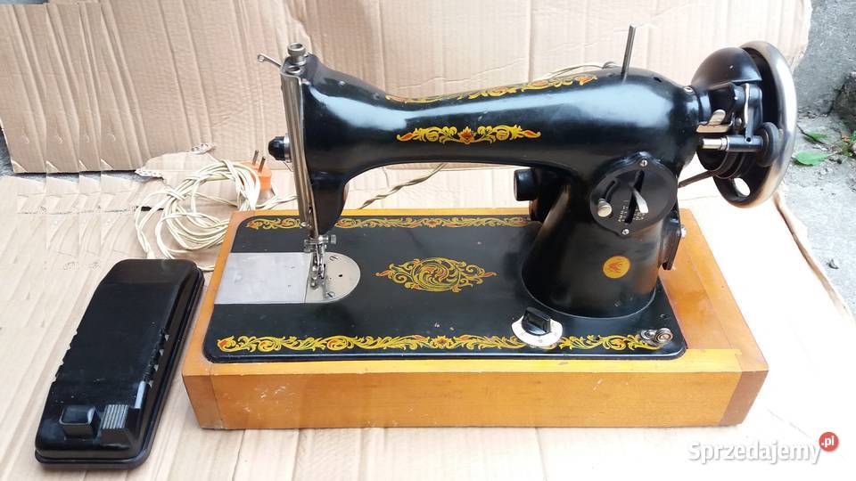 Maszyna do szycia Podolsk PMZ Kalinin 60te lata Płońsk