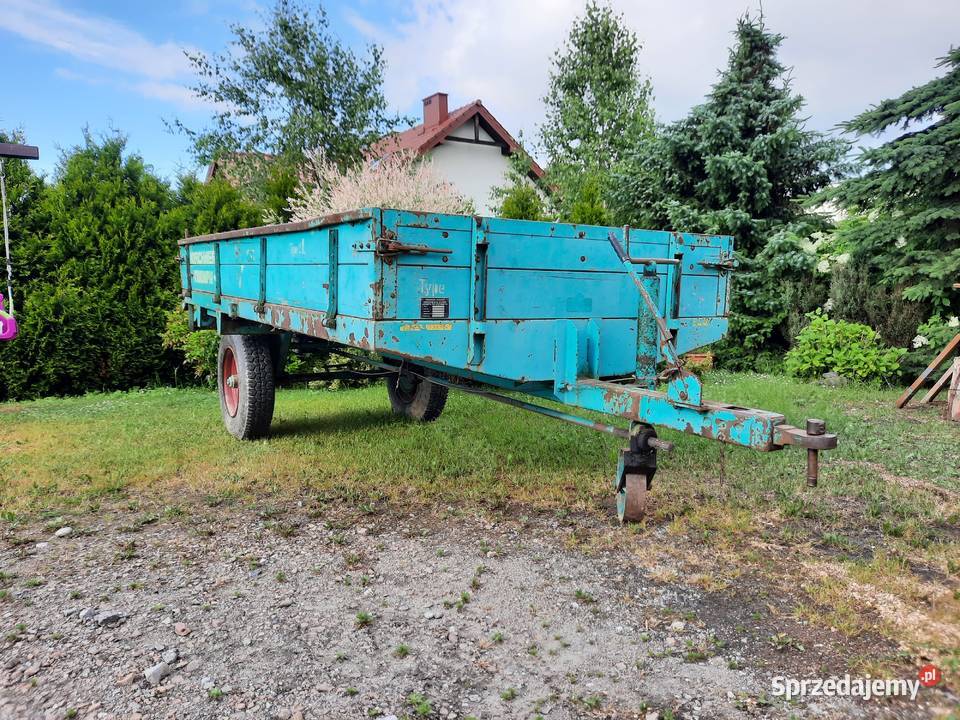 Przyczepa przyczepka rozrzutnik Przyczepy rolnicze Wieliczka sprzedam