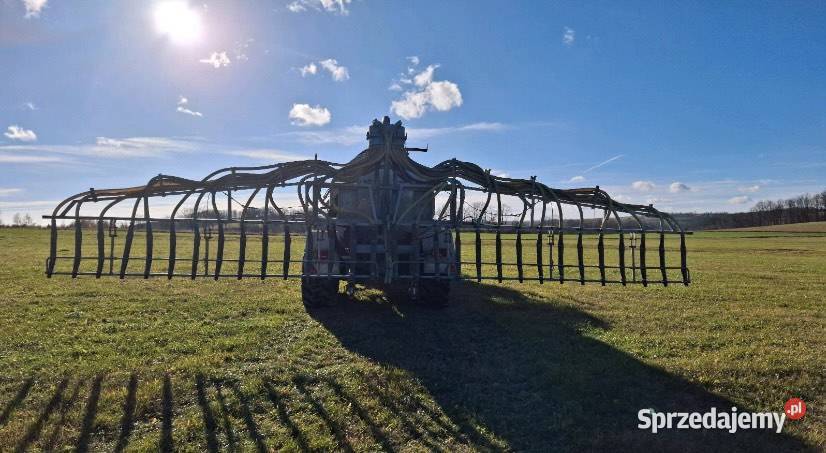 Aplikator do gnojowicy do beczkowozu z gruberem nieuszkodzony