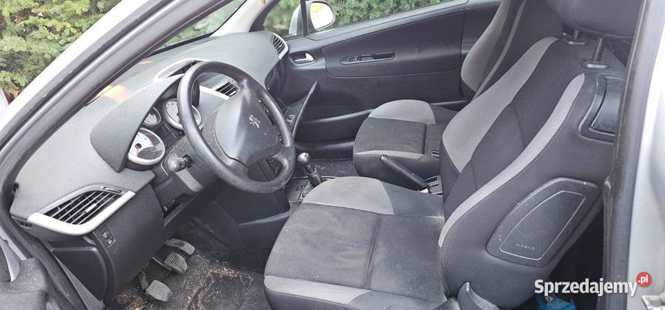 Peugeot 207 75KM Iwonicz