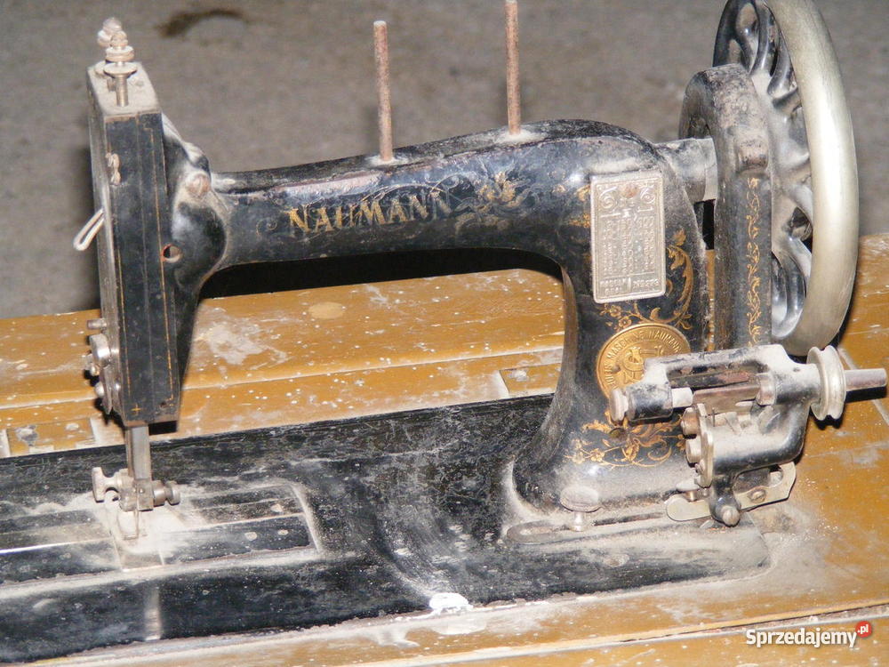 Stara maszyna do szycia Naumann na podstawie mas Zawiercie