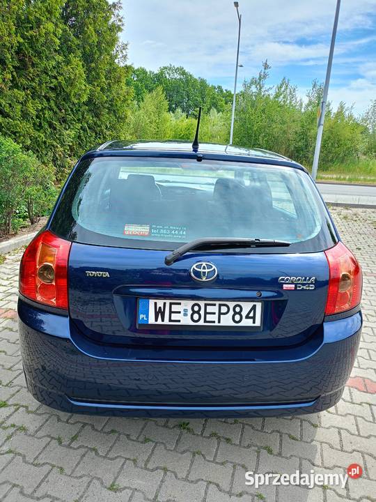 Toyota Corolla super stan mały przebieg Magdalenka