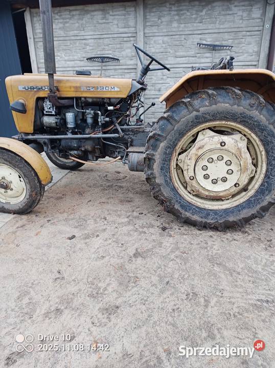 Ursus c 330 M 1988 bez doku