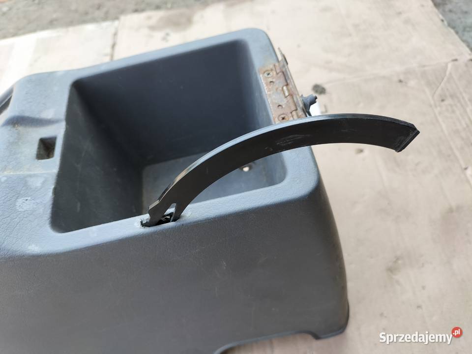 FORD MAVERICK 1 NISSAN TERRANO II 2 TUNEL Kamień-Kolonia