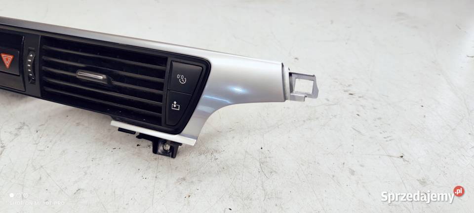 KRATKA NAWIEWU ŚRODKOWA AUDI A6 C7 A7 4G1820951 Przystajń