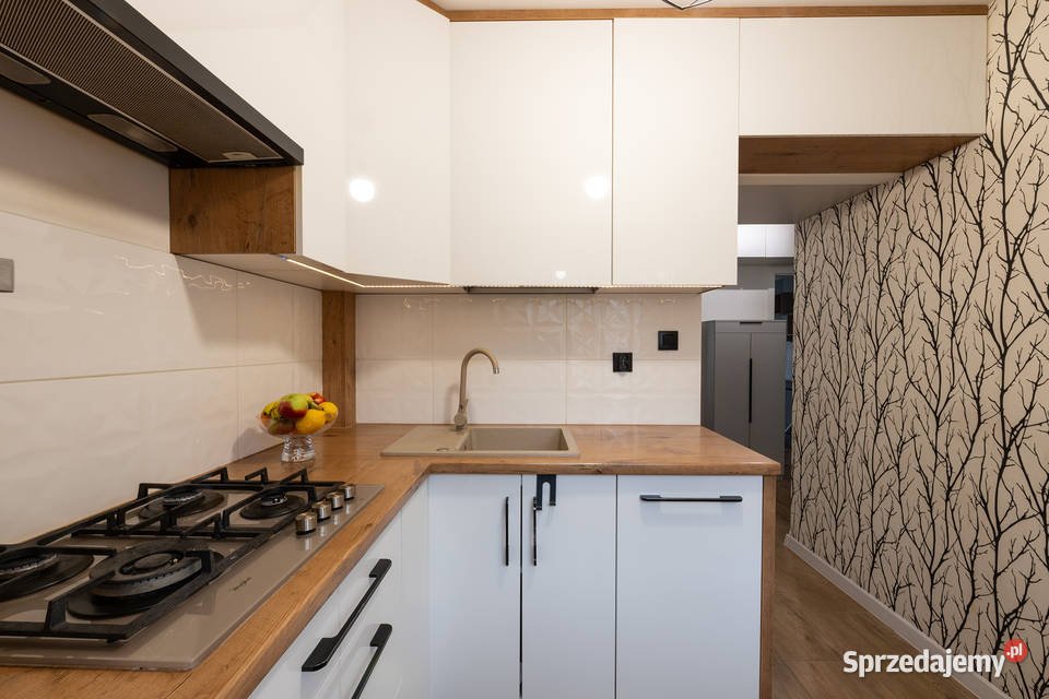 Jasne 3 pokoje 2 piętro oddzielna kuchnia 48m2 Piętro 2 Białystok