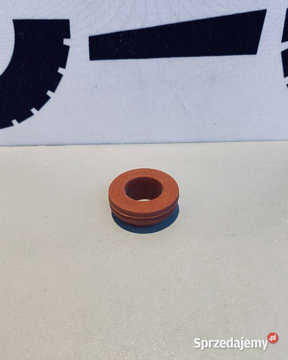 Pierścień uszczelniający pokrywy zaworów MF Białystok sprzedam