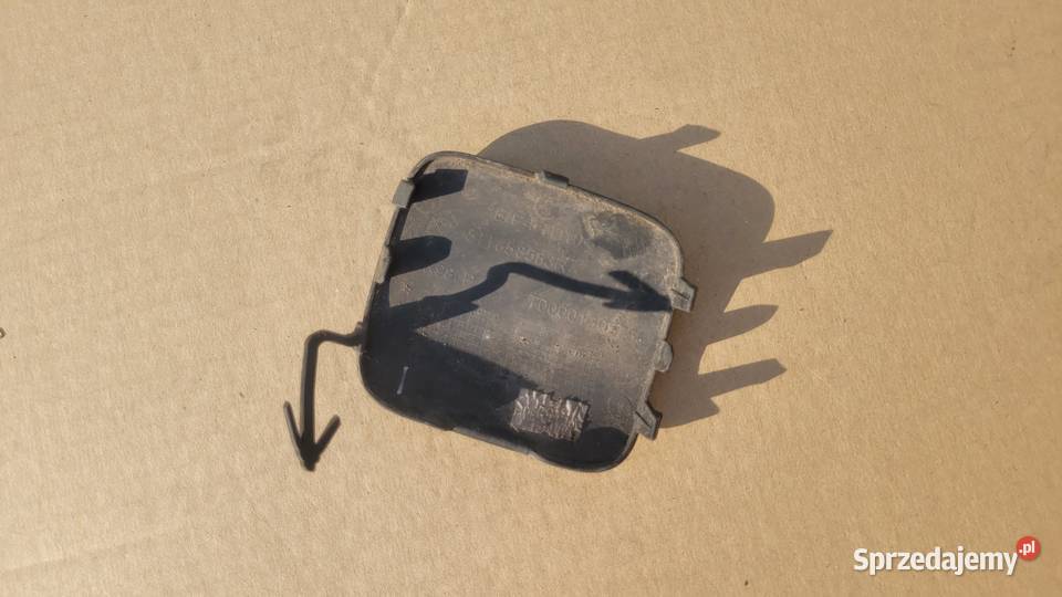 ZAŚLEPKA ZDERZAKA HAKA TYŁ RENAULT CLIO IV KOMBI sprzedam