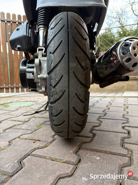 Zipp Triad 49cc 2006 pali na dotyk odmalowaniu benzyna Nowy Sącz