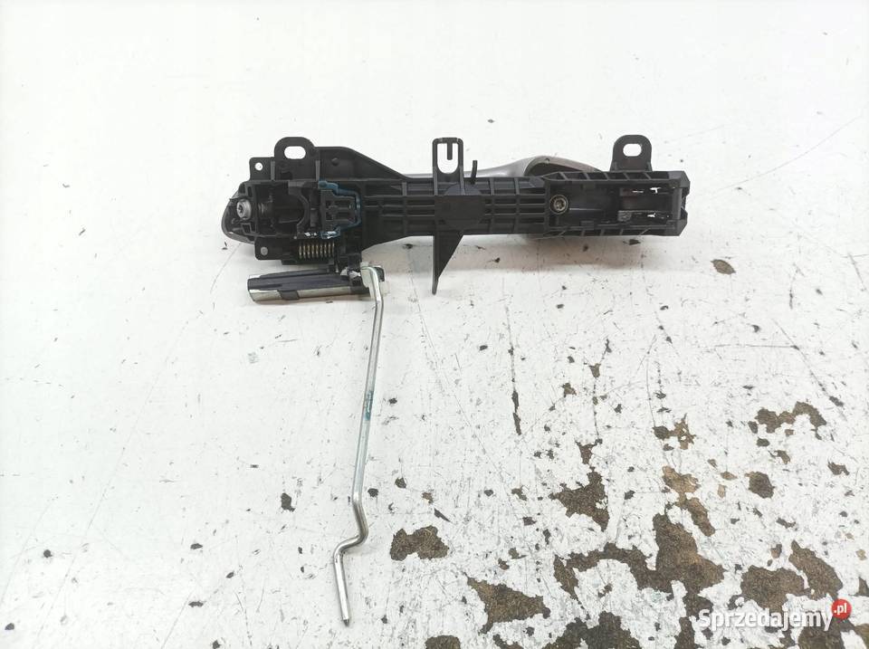 KLAMKA ZEWNĘTRZNA PRAWA PRZÓD E16 E17 E18 Toyota
