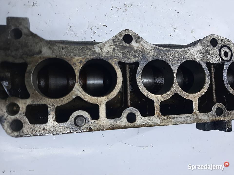 Fiat Stilo Doblo Wałek wydechowy z obudową 16 osobowe Ksawerów