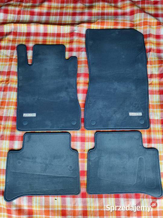 Oryginalne dywaniki welurowe Mercedes W211 S211 Bolewice sprzedam