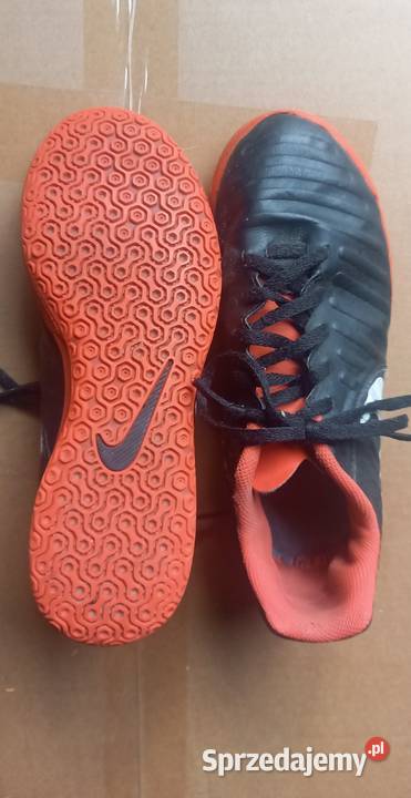 Buty sportowe Nike 38 Turfy Halówki Nike mazowieckie Małkinia Górna