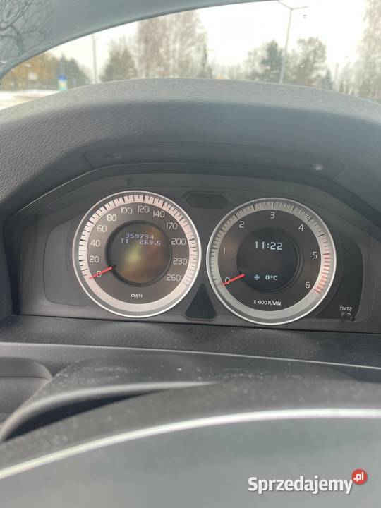 Volvo V60 Momentum sprzedam