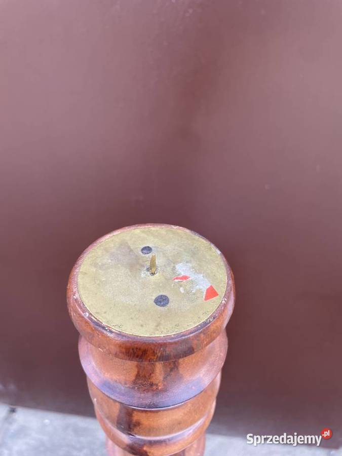 drewniany świecznik indyjski