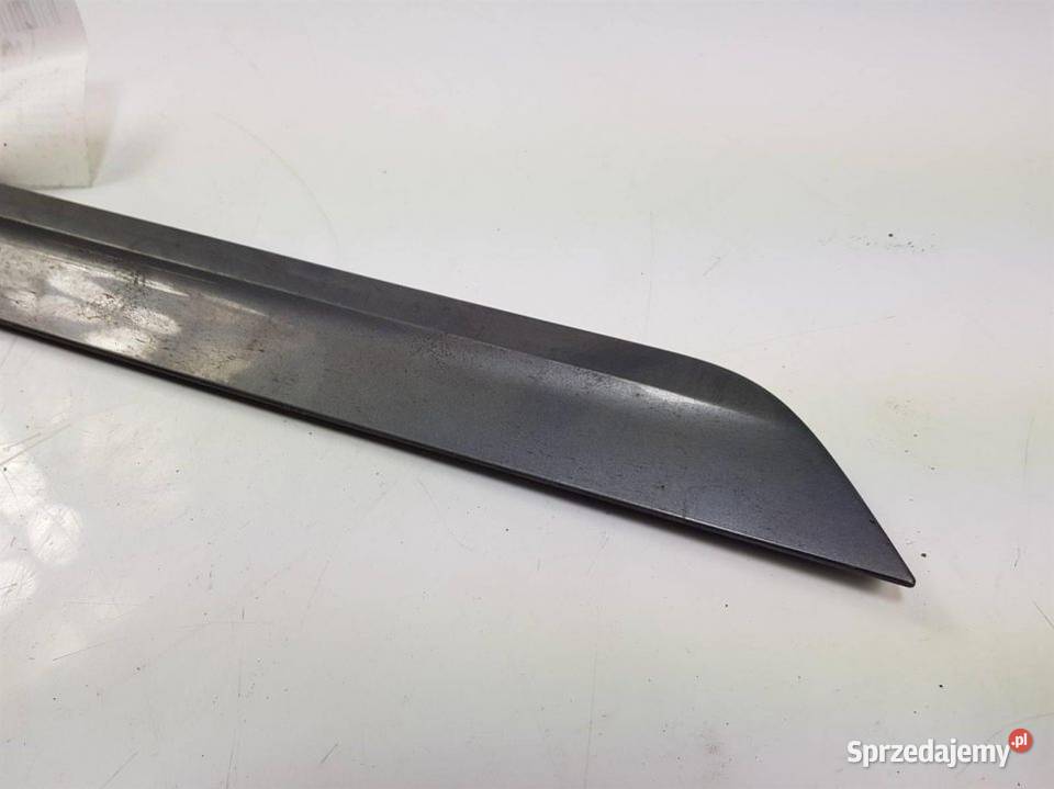 LISTWA BOCZNA PRAWA VOLKSWAGEN PHAETON II LIFT Lipno