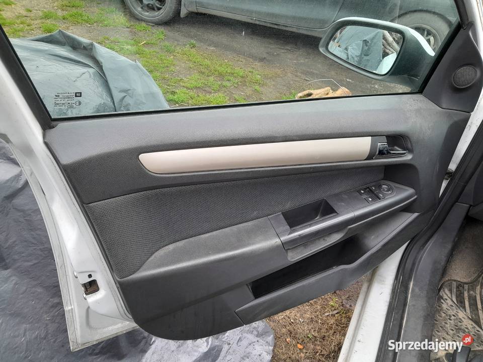 Opel astra H Kombi 2006 r Części z19dt Maska Rok produkcji 2007 Krosno Odrzańskie