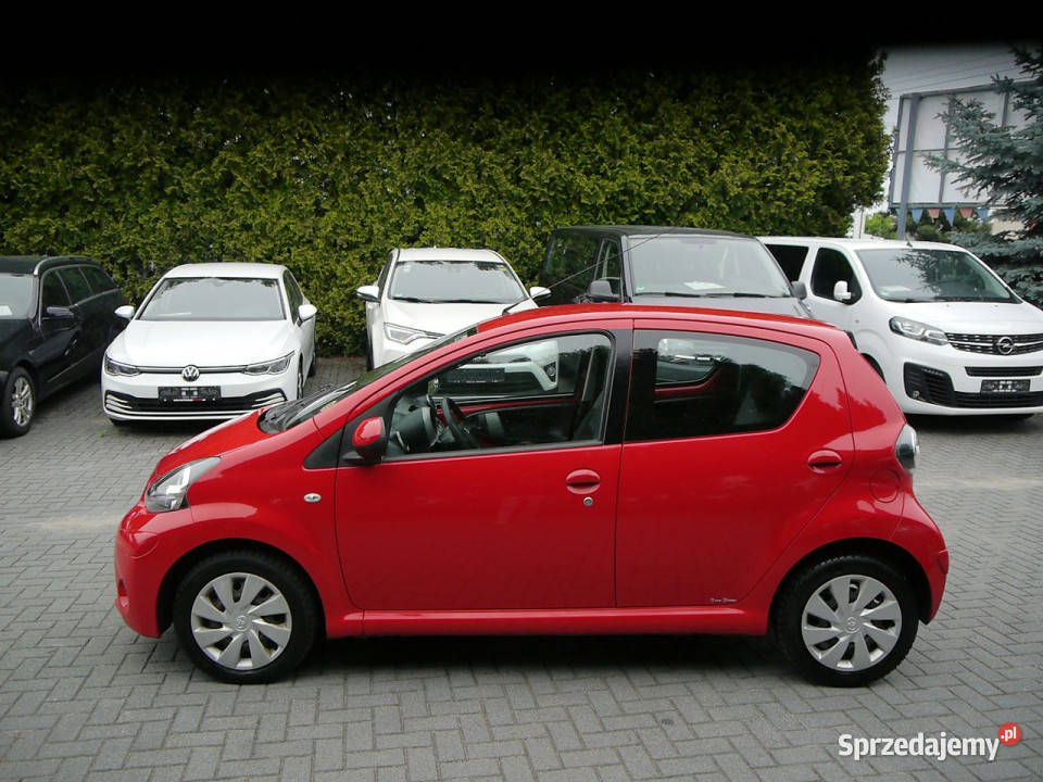 Toyota Aygo 5drzwi 80 Klima Stan bezwypadkowy z garażowany Częstochowa