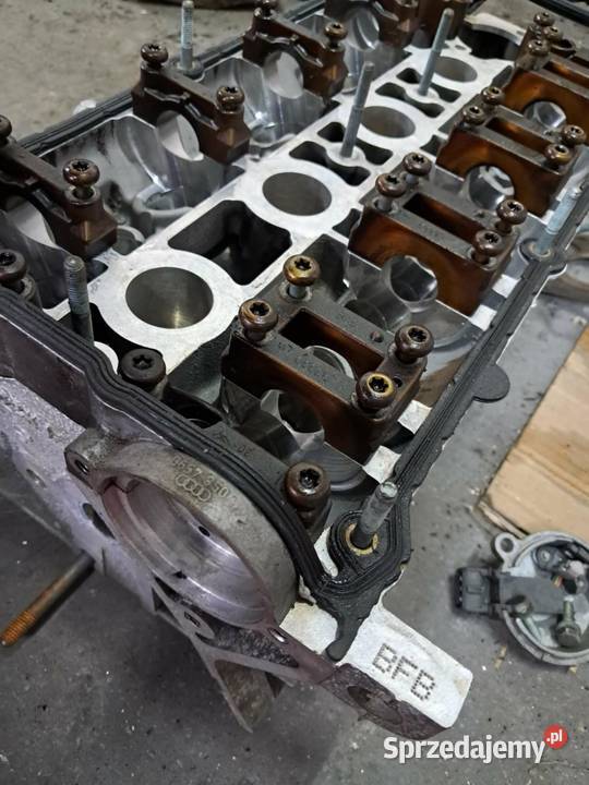 Silnik 18T BFB NA CZĘŚCI Rok produkcji 2004 Czyżew