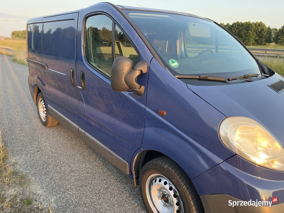 Opel Vivaro I 2009 20 CDTI 90 niski przebieg Sieradz