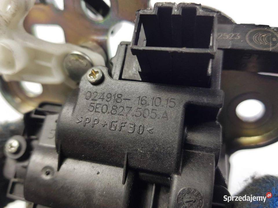 ZAMEK KLAPY SKODA OCTAVIA III 5E0827505A osobowe Lipno sprzedam