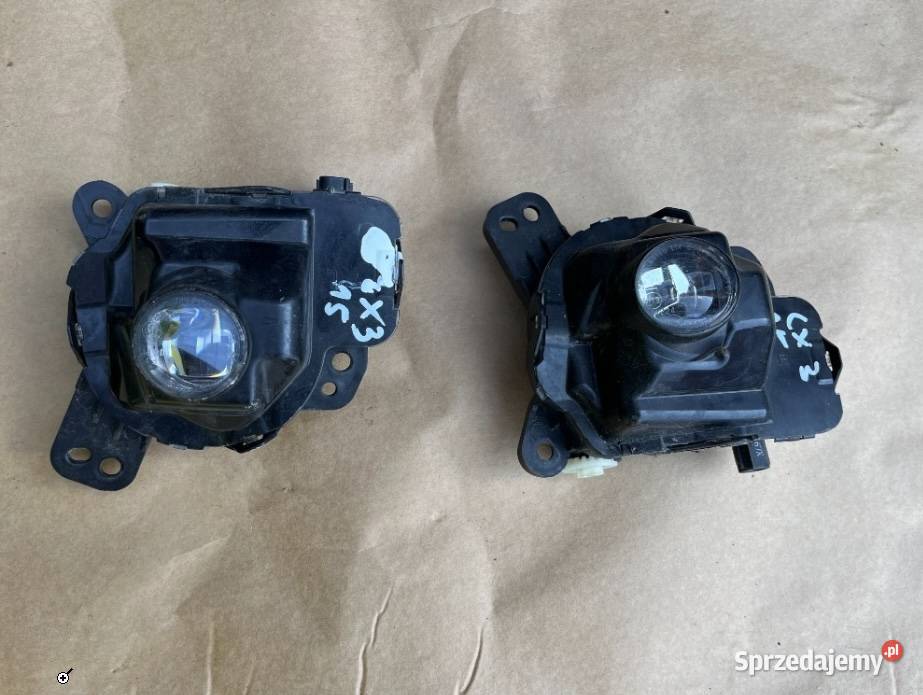 Mazda CX3 CX3 6 3 Halogen led prawy przód KOITO prawe