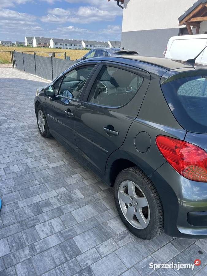 Peugoet 207 14 benzyna 225959km Dachowa sprzedam