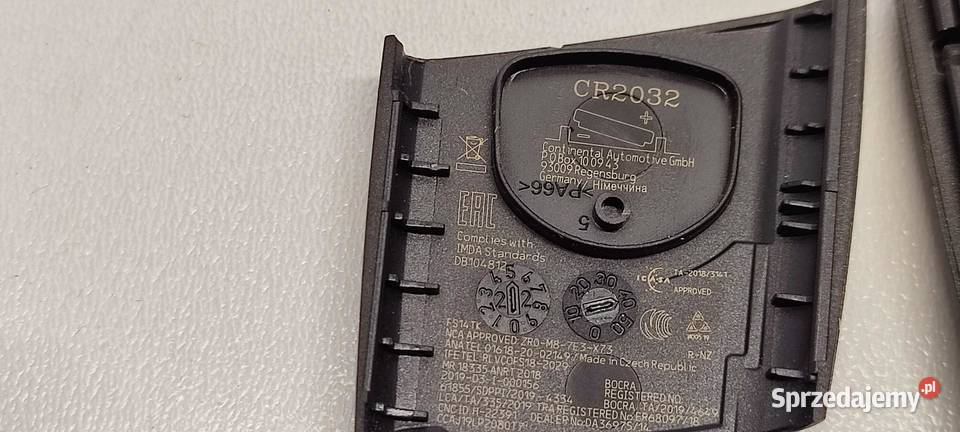 SKODA KAROQ KLUCZYK PILOT 3V0959752M osobowe