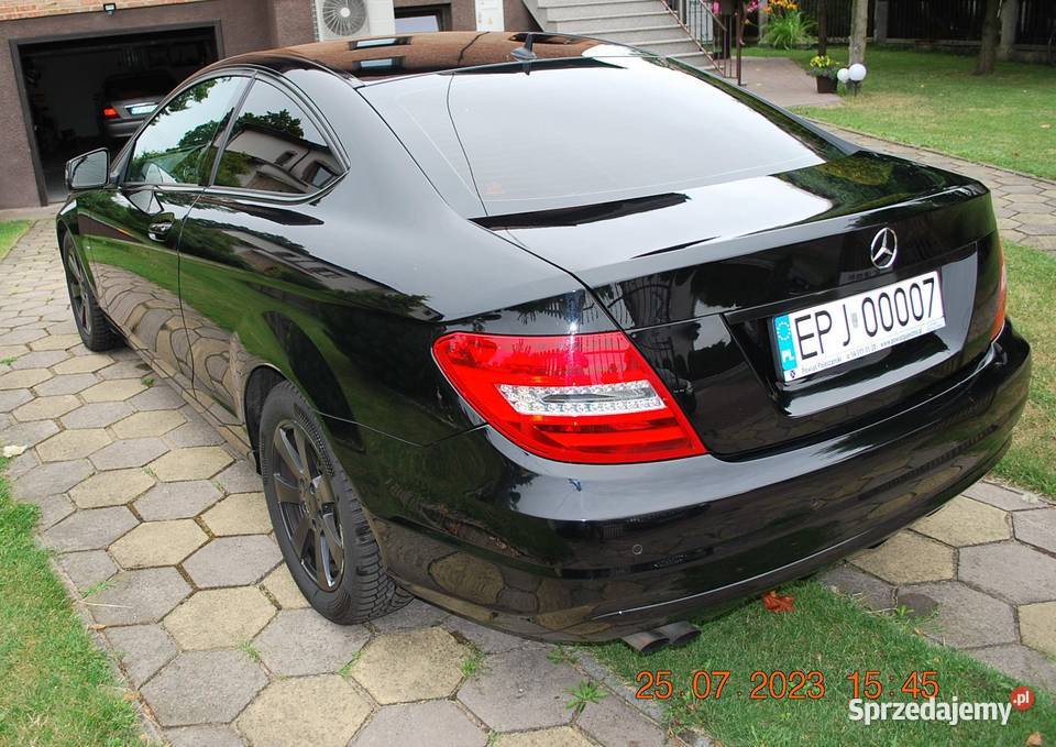 Mercedes Benz W204 cupe C180BlueEfficiency