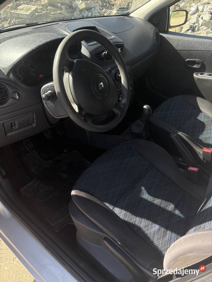 Renault clio III KOMBI zadbana Szczucin