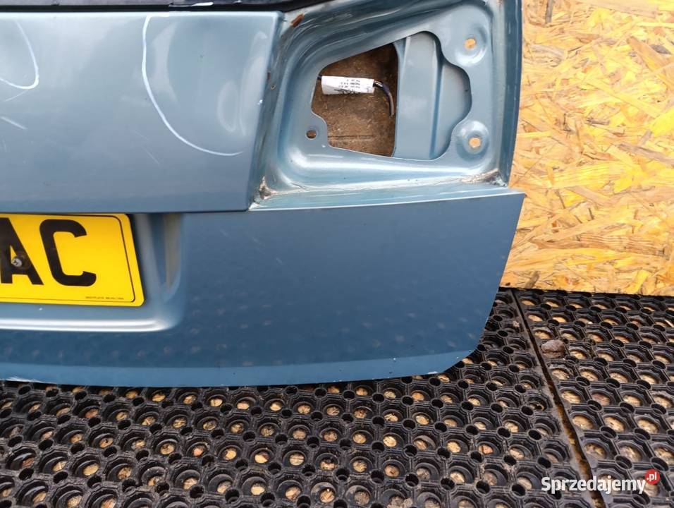 OPEL VECTRA C LIFT KOMBI KLAPA TYŁ Zbierkowo