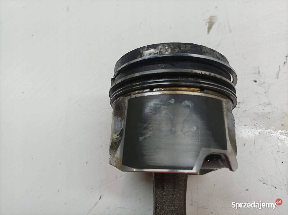 TŁOK KORBOWÓD 83L82 27 TDI Audi A6 III 20042011 Rok produkcji 2011