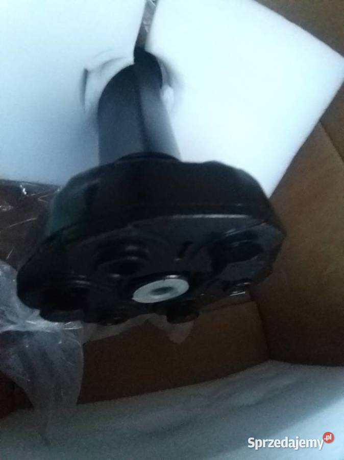 WAL NAPĘDOWY NOWY CHRYSLER PACIFICA 35 40 V 6 osobowe