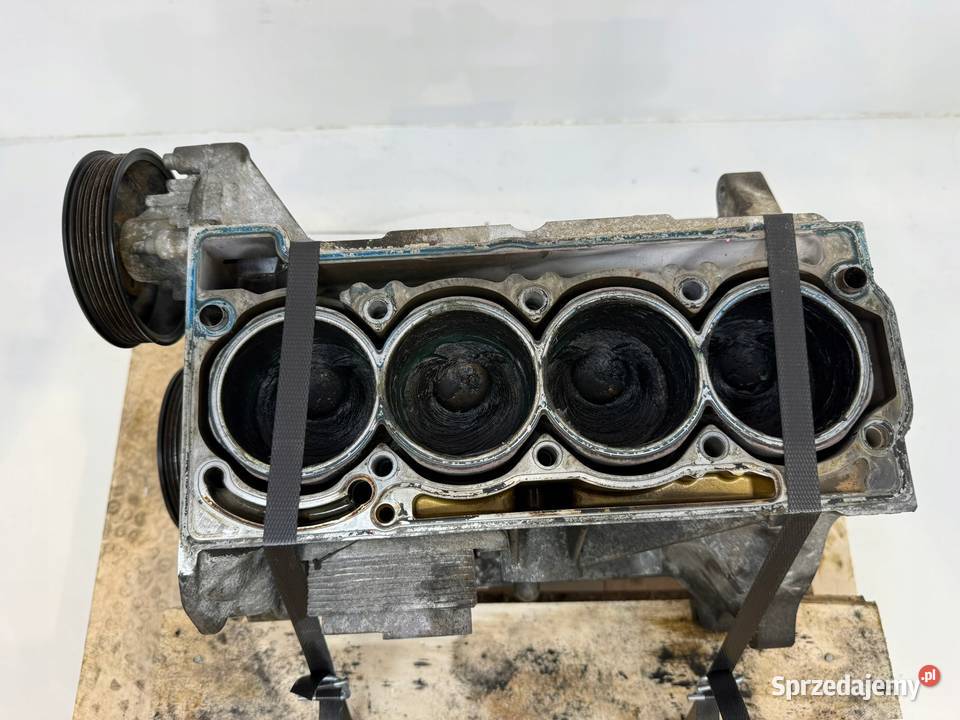 DÓŁ SILNIKA BLF VW Touran Golf V Eos Jetta III osobowe lubelskie Chełm sprzedam