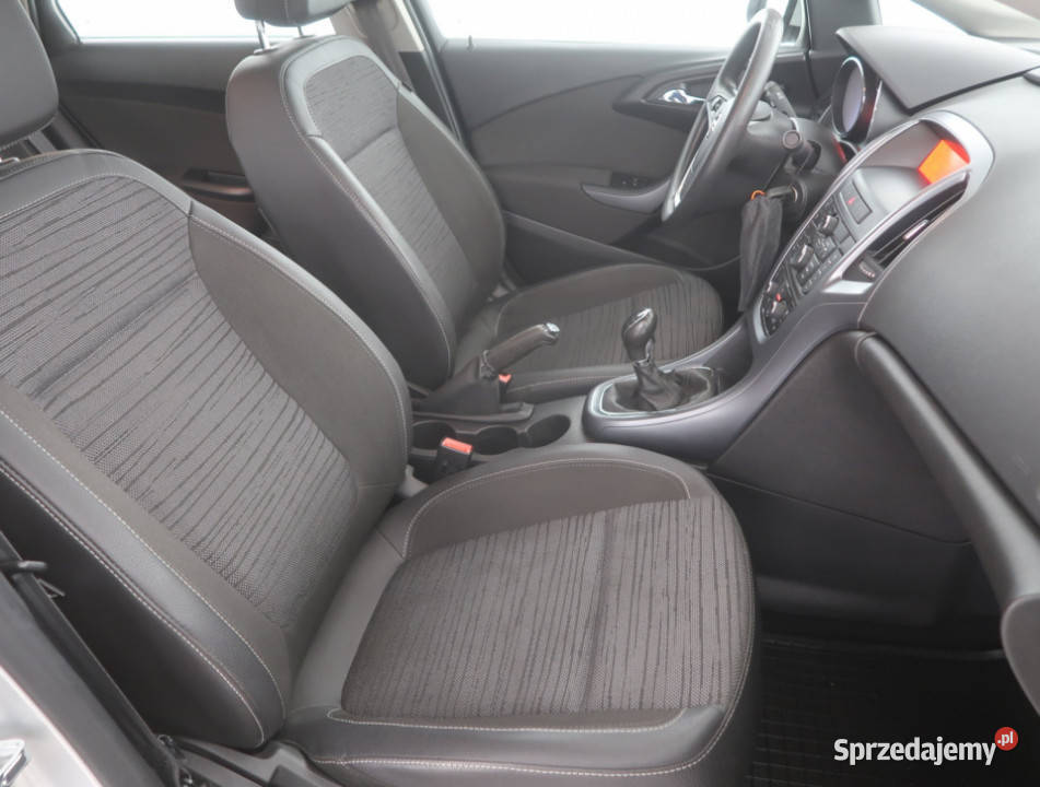 Opel Astra 14 T manualna Bielany Wrocławskie