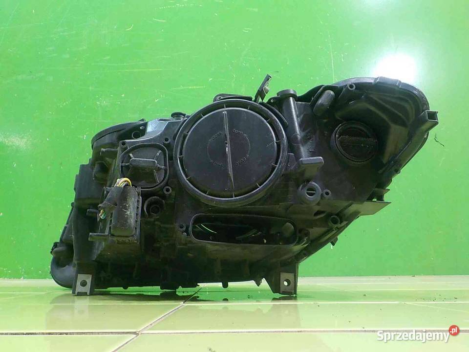 BMW 5 F10 11r 1013 SEDAN lampa prawa przod Motoryzacja Suków