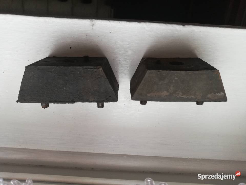 Żuk Warszawa syrena fiat 126p 125p guma Dąbie