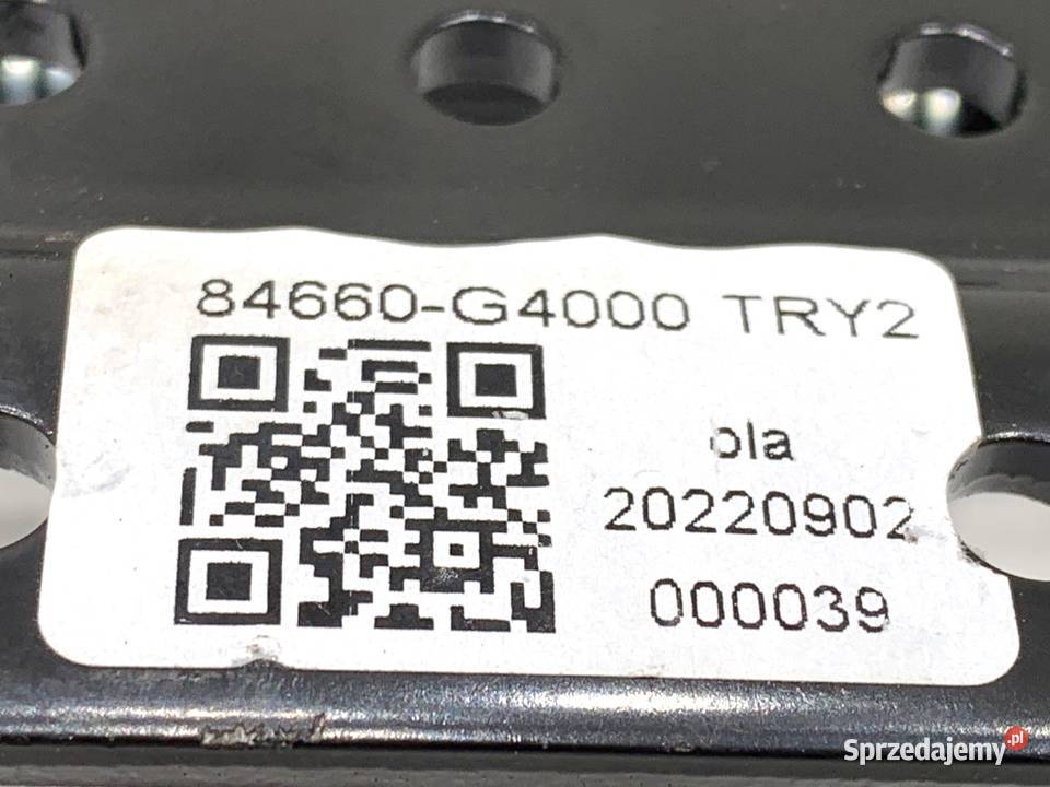 PODŁOKIETNIK HYUNDAI i30 Kombi 84660G4000 sprzedam