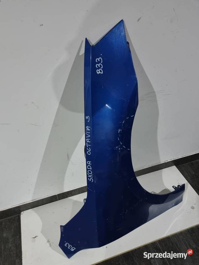 PRAWY BŁOTNIK B33 SKODA OCTAWIA III